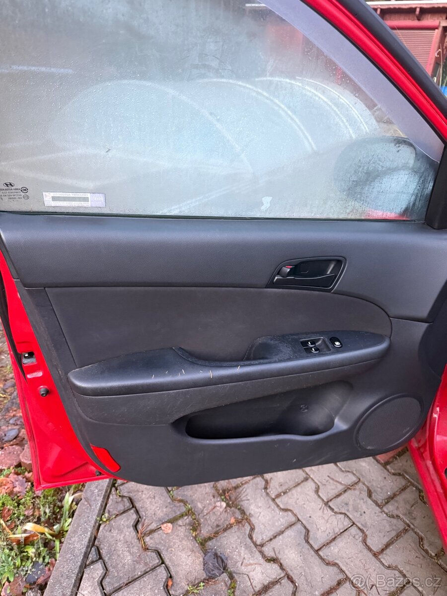 Hyundai i30 - 12