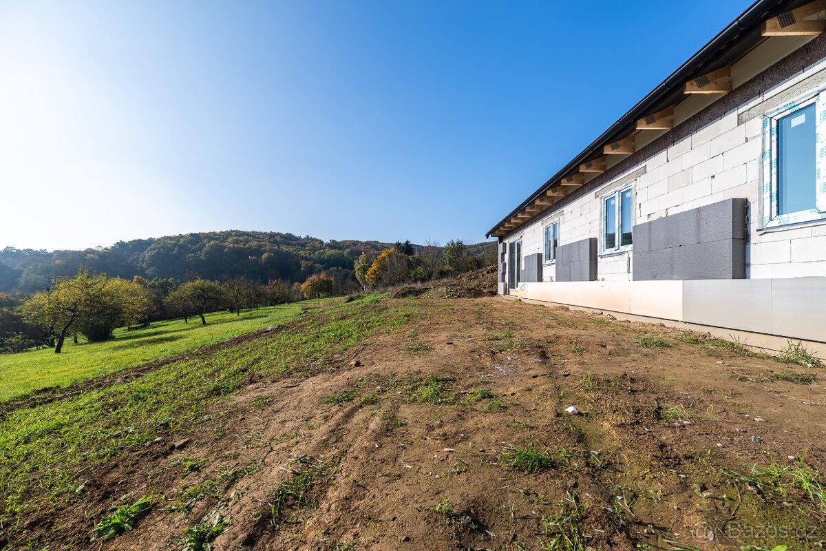 Prodej rodinného domu - Žlutava - 12