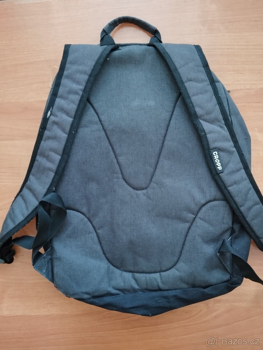 Taška pro notebook, CD disky, batohy na záda i do ruky - 12