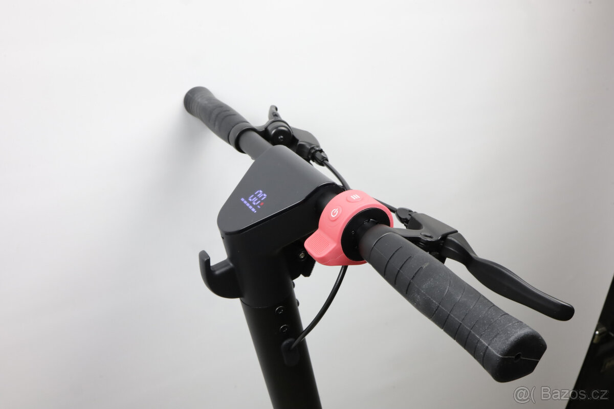 GoGEN VOYAGER POWER S911 - 12