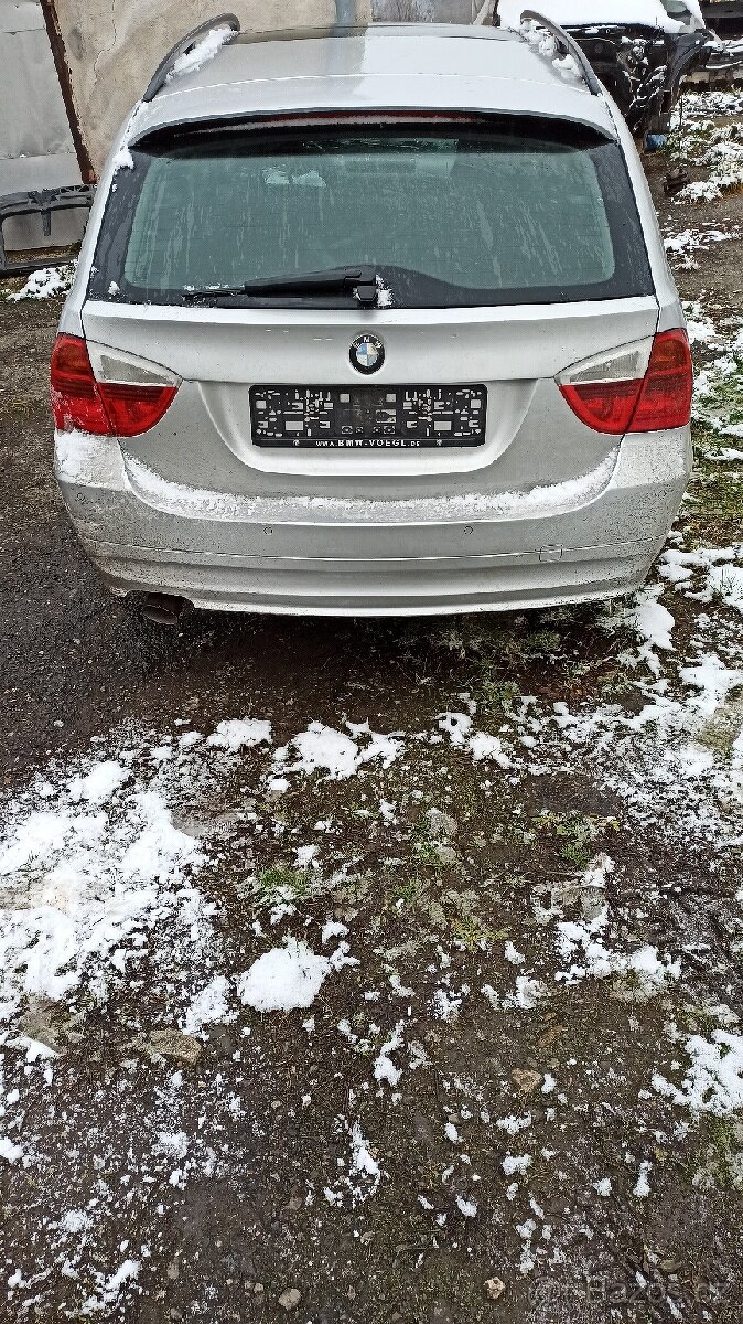 BMW e91 320d 2.0d - 12