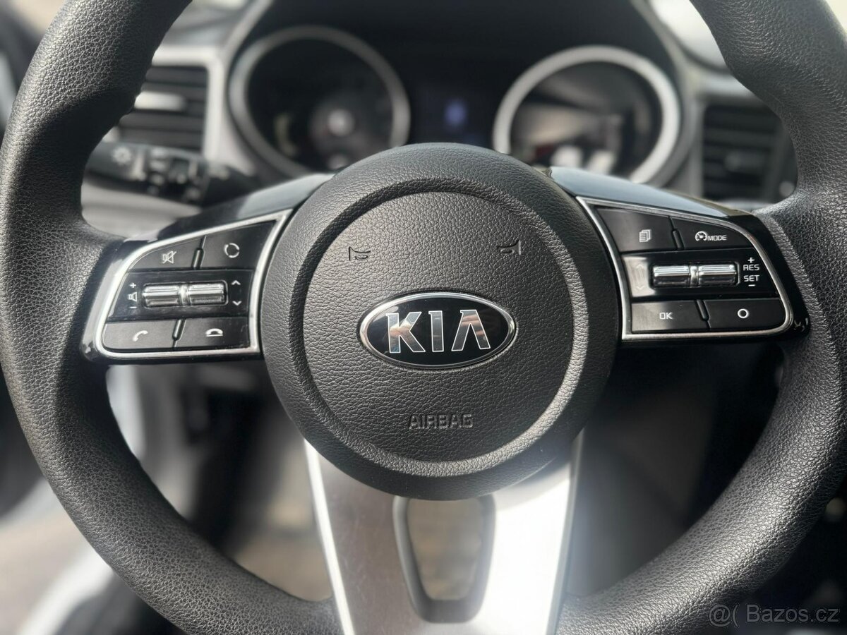 Kia Ceed 1.0 T-GDi 100k Silver, DPH - 12