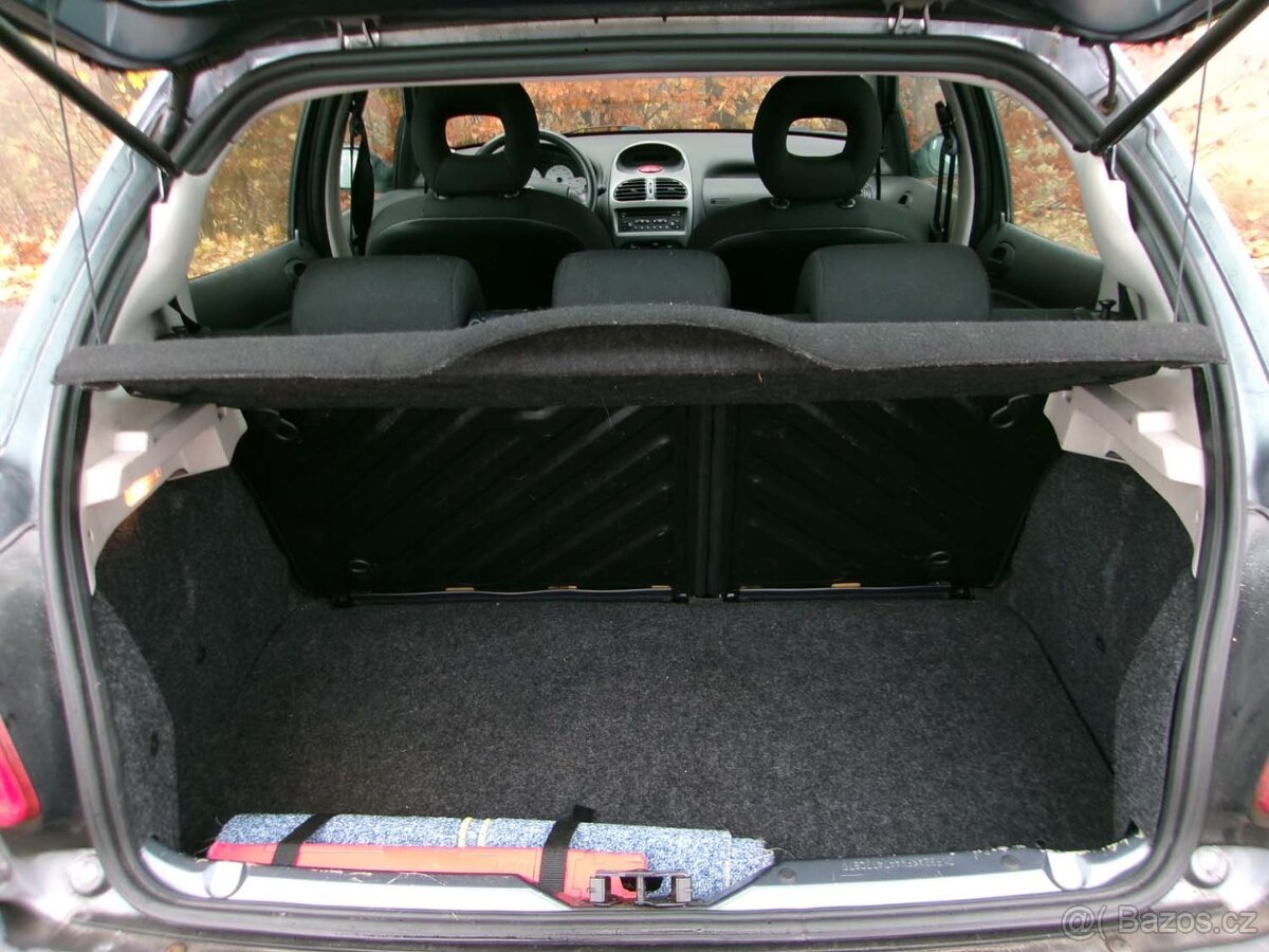 Peugeot 206 1.4i 82000km - 12