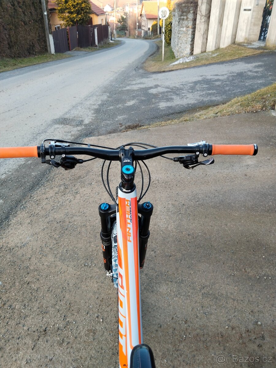 GIANT ANTHEM ADVANCED 1 , 2018 - 12