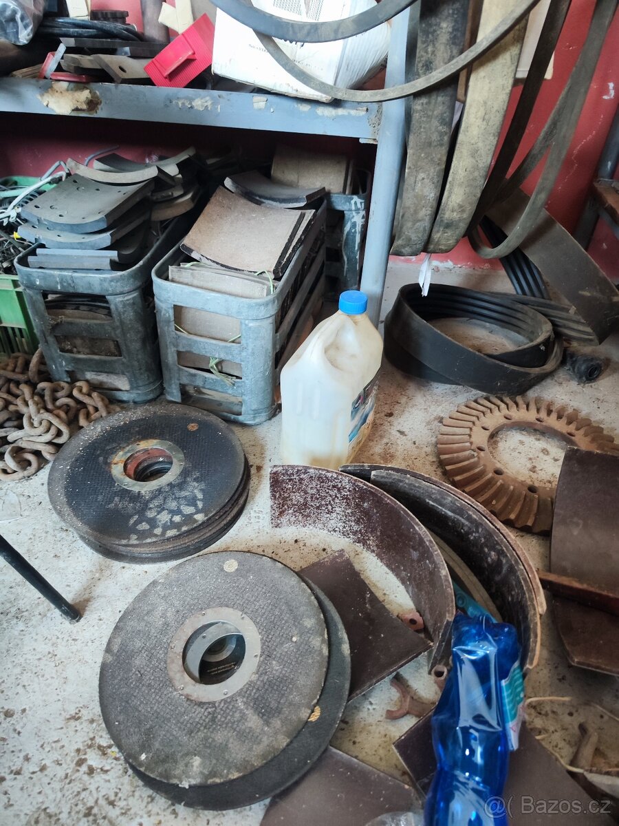 Rôzne Náhradné diely - 12