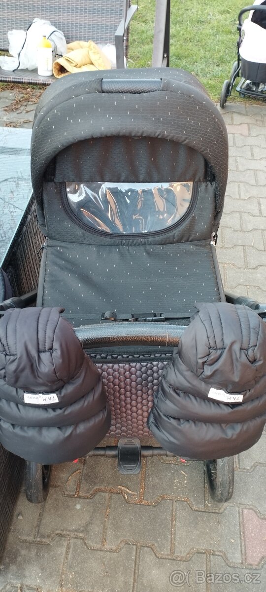 Kočárek Riko - 12