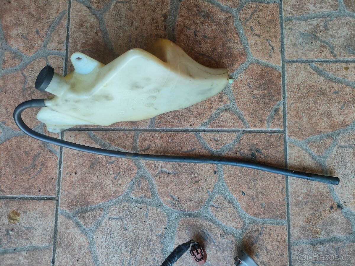 Suzuki GSX-R 600 - 12