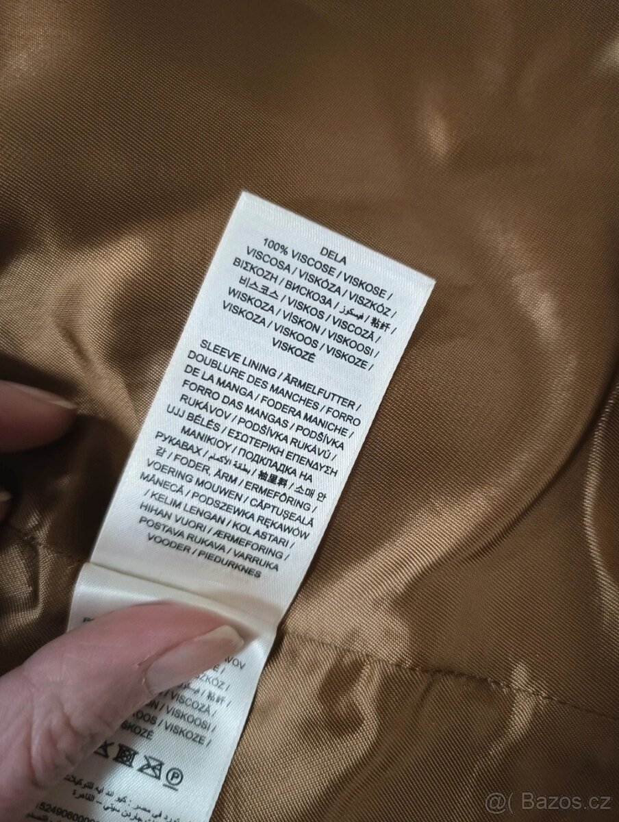 Dámský kožich značky Gant - 12