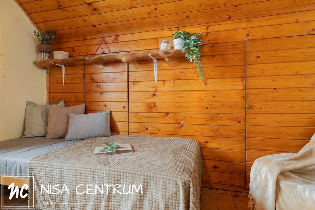 Prodej chaty 90 m², pozemek 1209 m², na okraji města Vysoké - 12