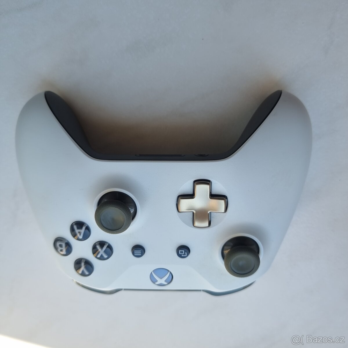 Microsoft Xbox Wireless Controller - 12
