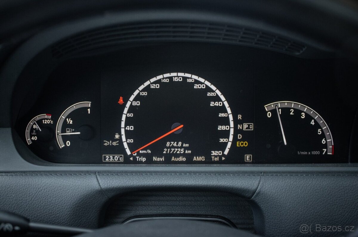 Mercedes-Benz CL 500 4matic BlueEFFICIENCY - 12