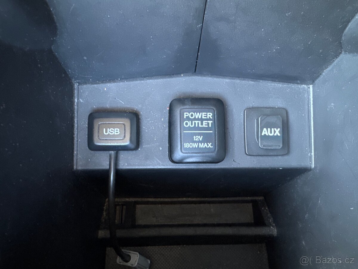 Honda CR-V 2.0i 16V 1. MAJITEL V CZ - 12