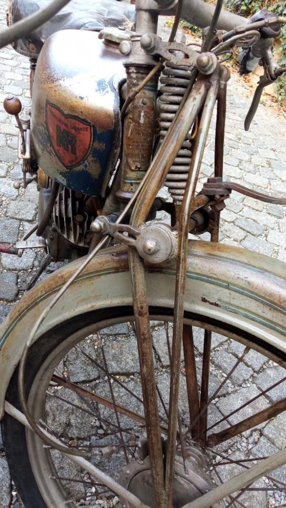 Motocykl MR. 40 léta. - 12