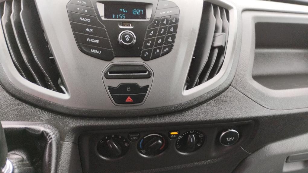 Ford Transit 2,0 77 kW - 12