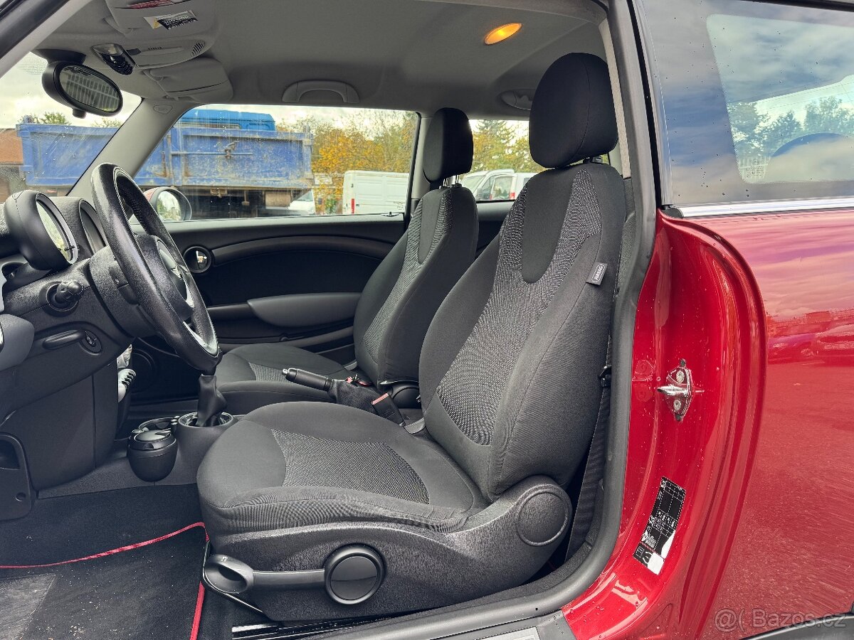 Mini Cooper One R56 1.4,Klima,15”alu,Serviska - 12