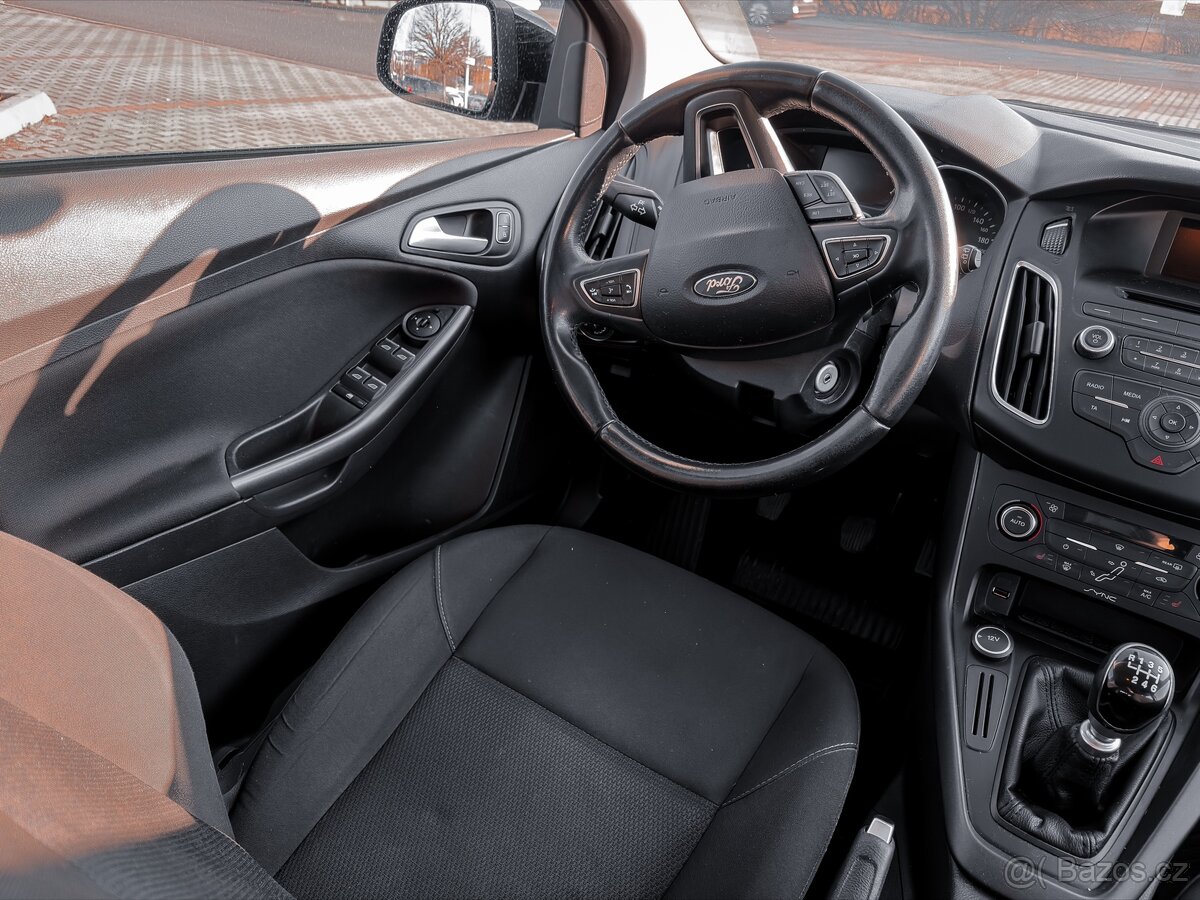 Ford Focus - 12