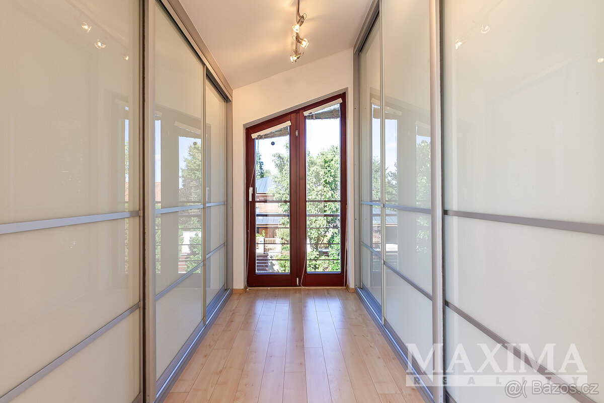 Dům 5+kk o ploše 232 m2 - Klecany, Klecany - 12