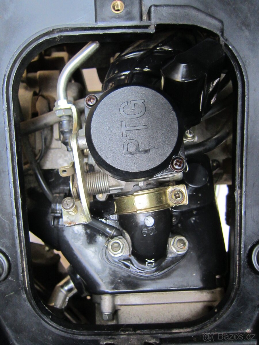 Skútr Kentoya 50 Zoom 4 takt, najeto jen 4800 km, r.v..2008 - 12