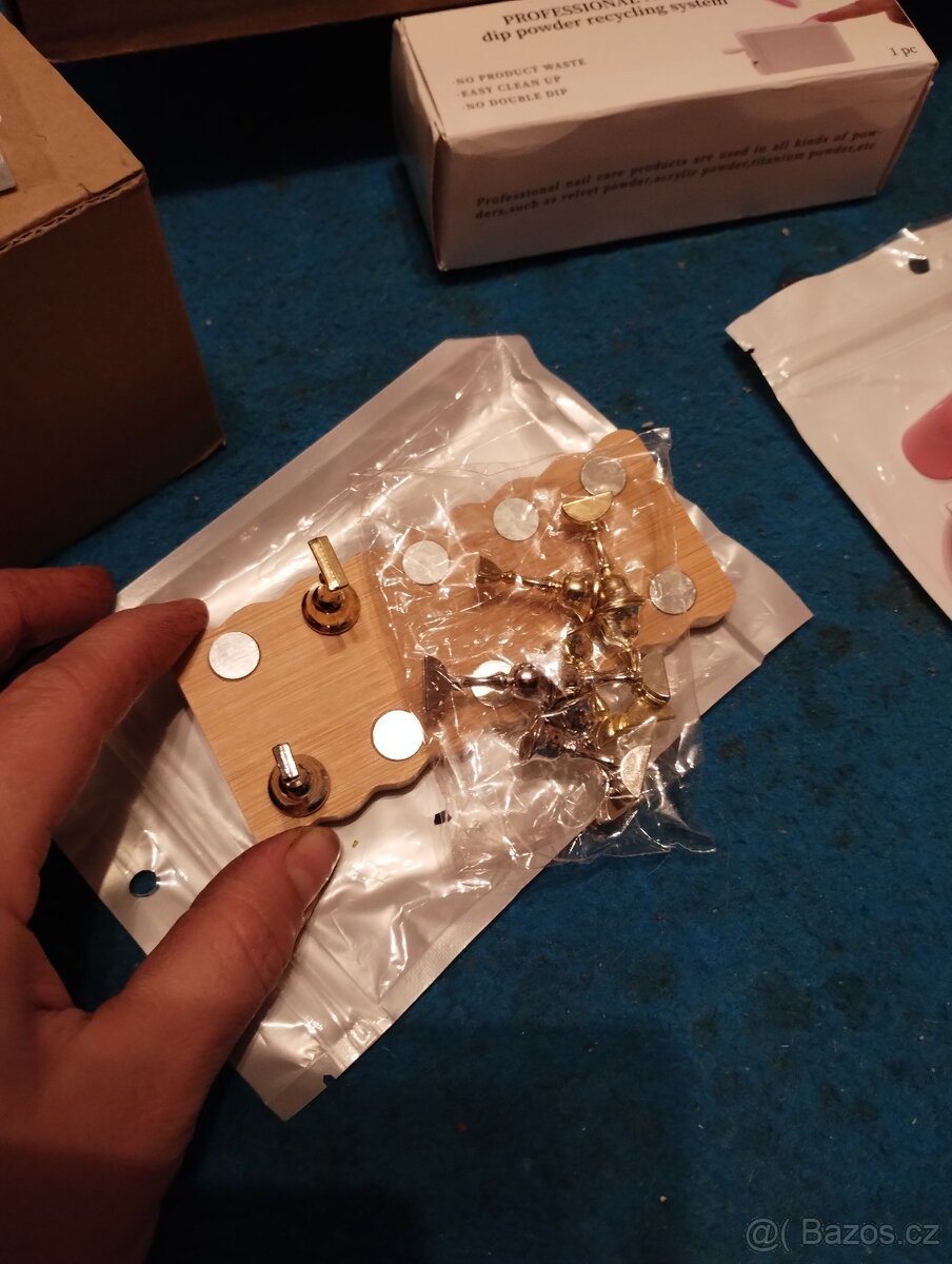 Příslušenství pro modeláž nehtů - 12