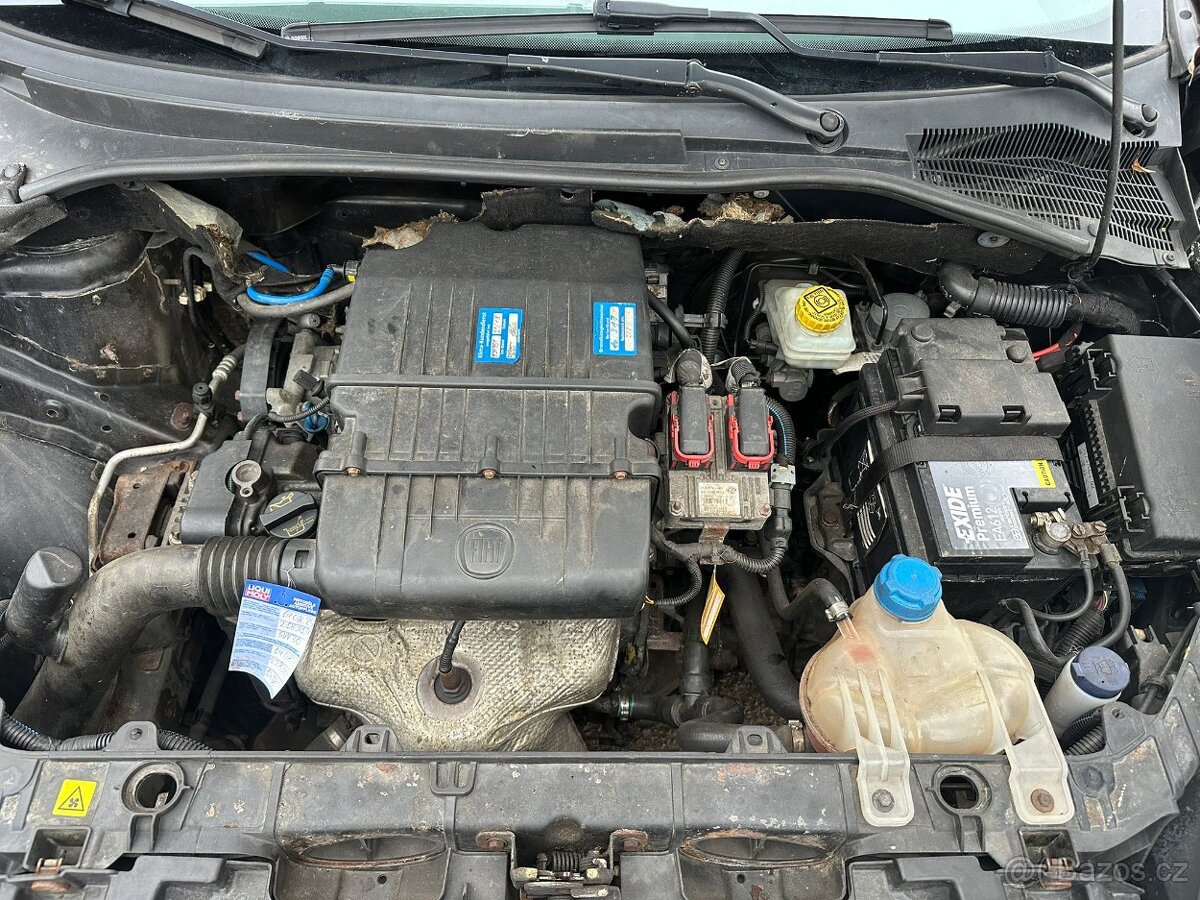 Fiat punto, 1.4 benzin, 2008, dobry stav - 12