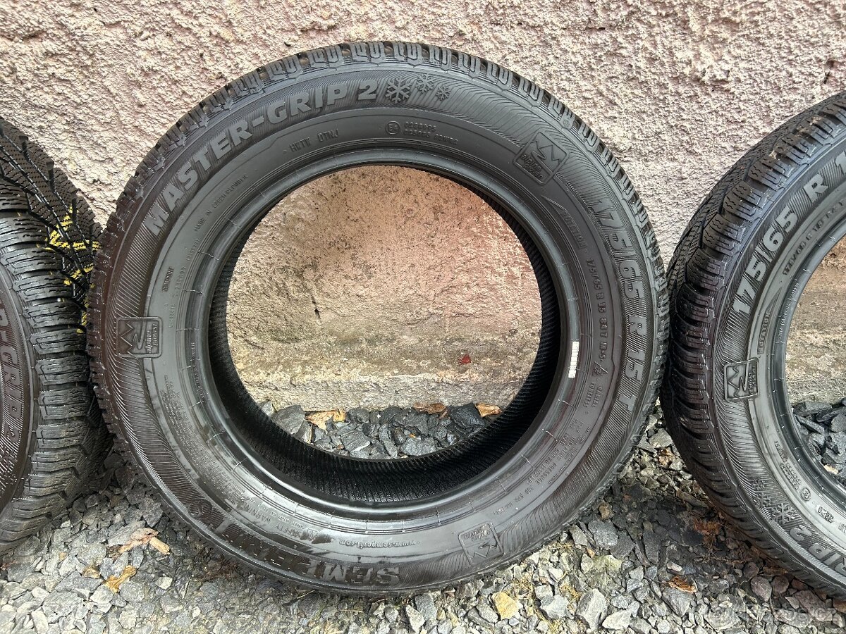 Prodám gumy 175/65/15 - 12