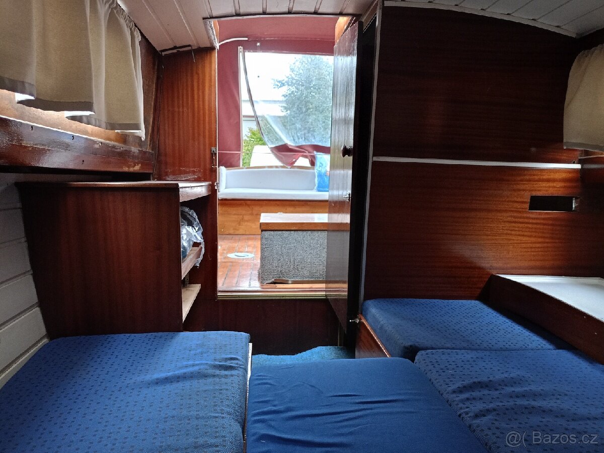 Kajutová loď diesel. - 12