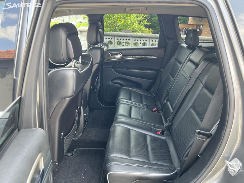 🚗 Jeep Grand Cherokee 3.0CRD 2011 OVERLAND KŮŽE KAMERA - 12