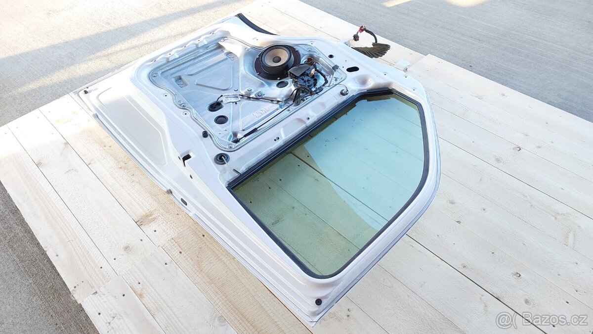 VW Transporter T5 – Dveře pravé přední bílé - 12