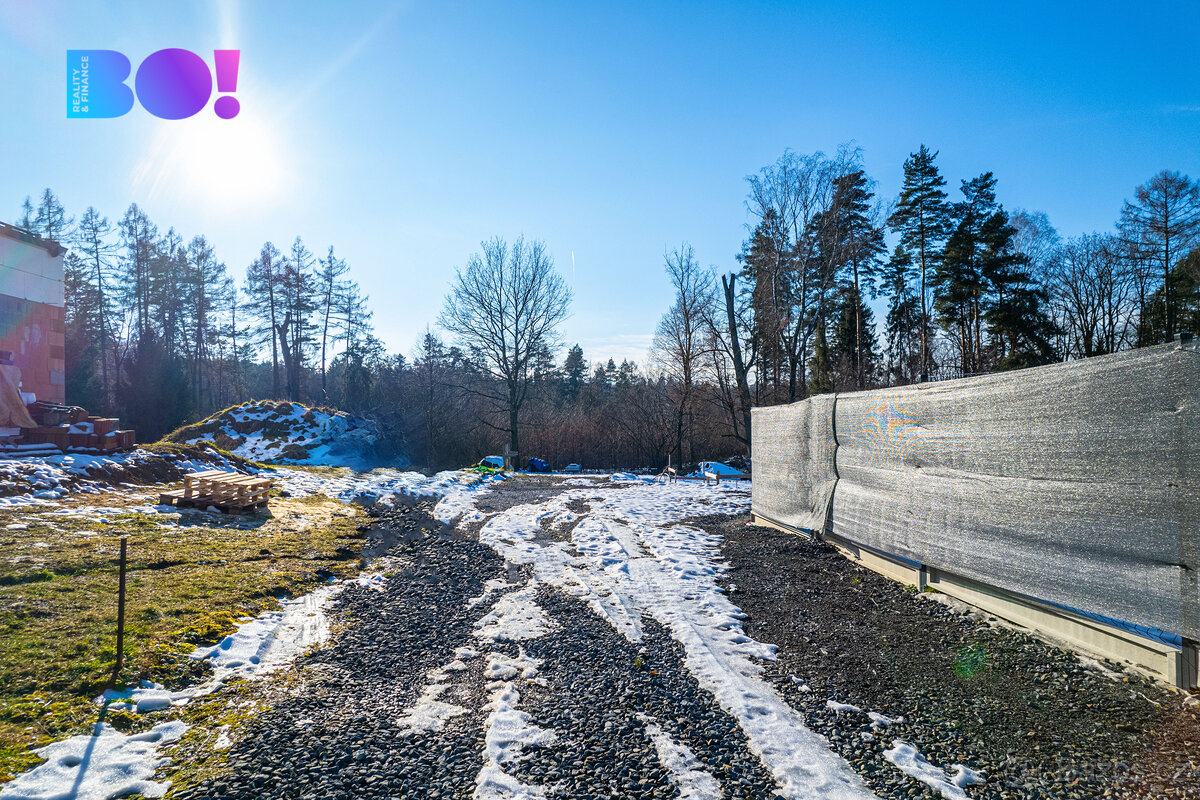 Prodej stavebního pozemku 1 388 m², ul. V Zimném dole, Orlov - 12