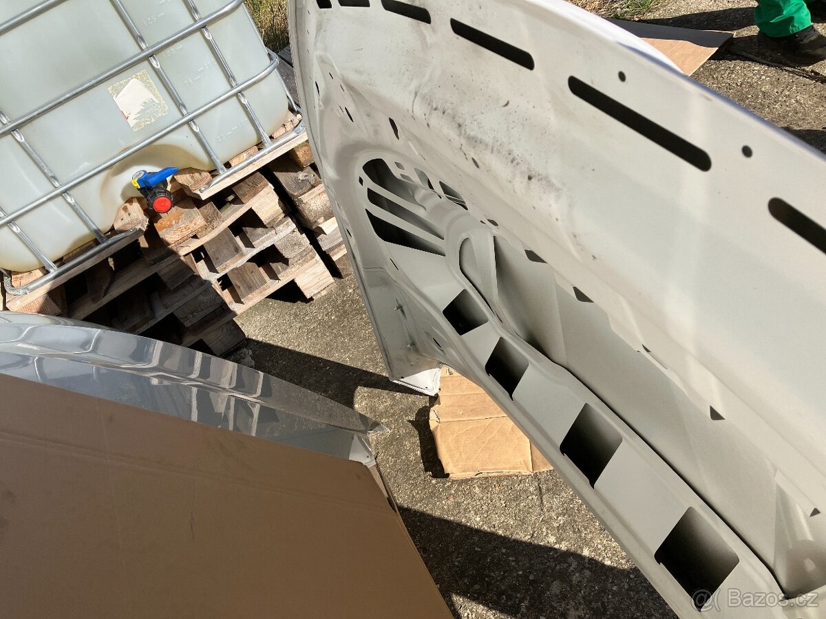 kapota skoda kamiq kamik bila na kyt - 12