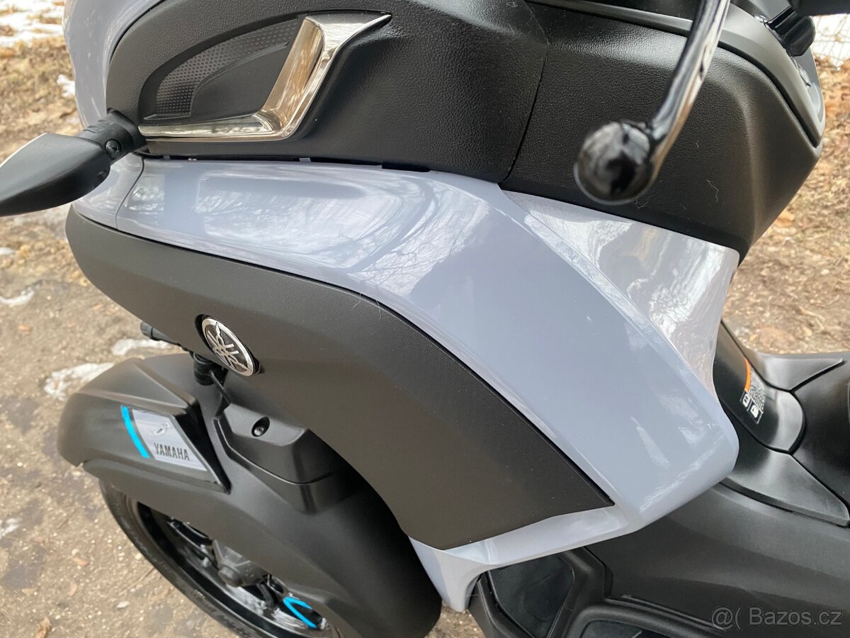 Yamaha Tricity 300 - 12