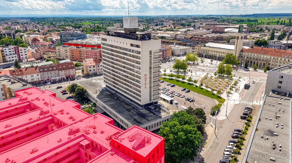 Atraktivní nebytové prostory v centru Hradce Králové - 12