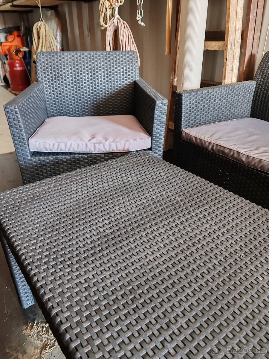 Prodám Zahradní set ratanového nábytku - 12