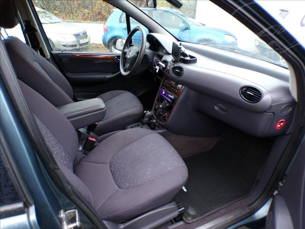 Mercedes-Benz I 1,6 ELEGANCE,AUTOMAT - 12