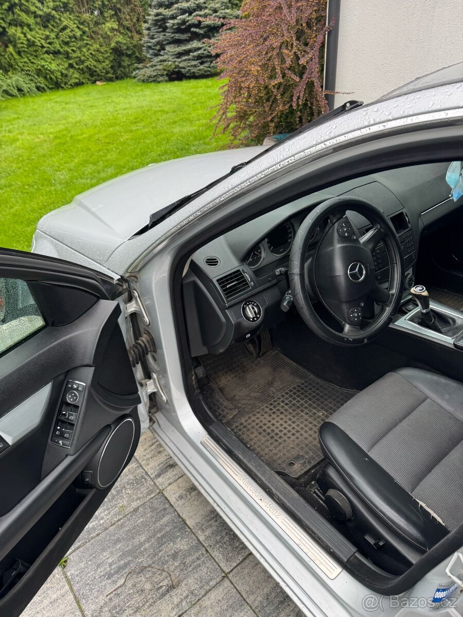 MERCEDES BENZ C 220CDi - splátky bez příjmů a registrů - 12