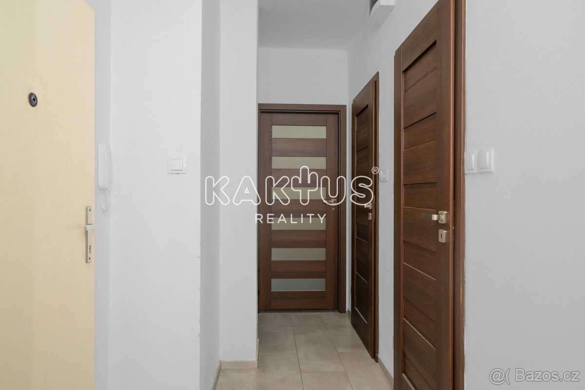 Podnájem bytu 2+1, ulice Žilinská, Ostrava - Poruba - 12