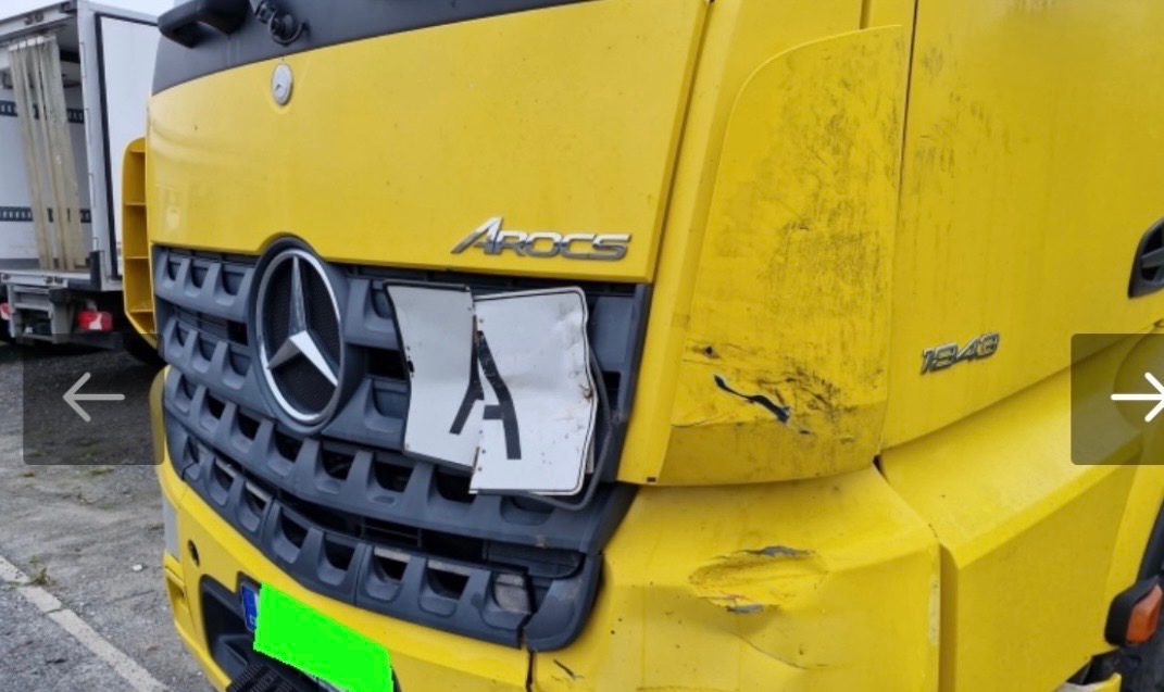 Mercedes Benz Arocs 1843 - 12