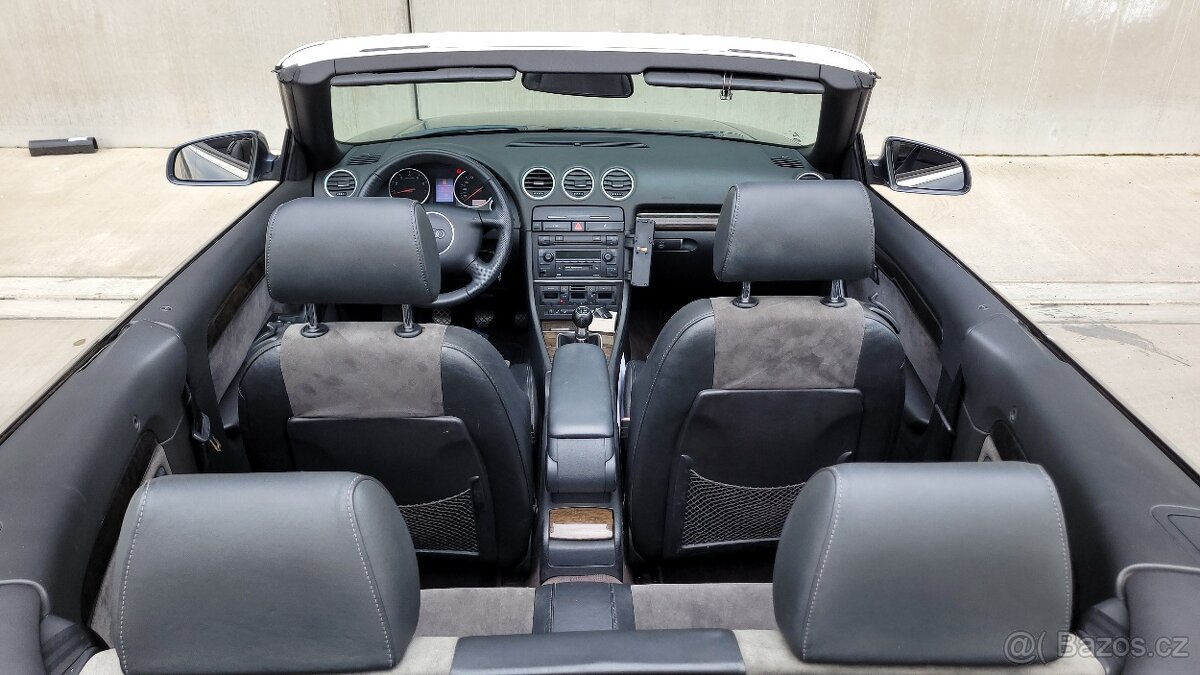 Audi A4 cabrio 3.0i - 12