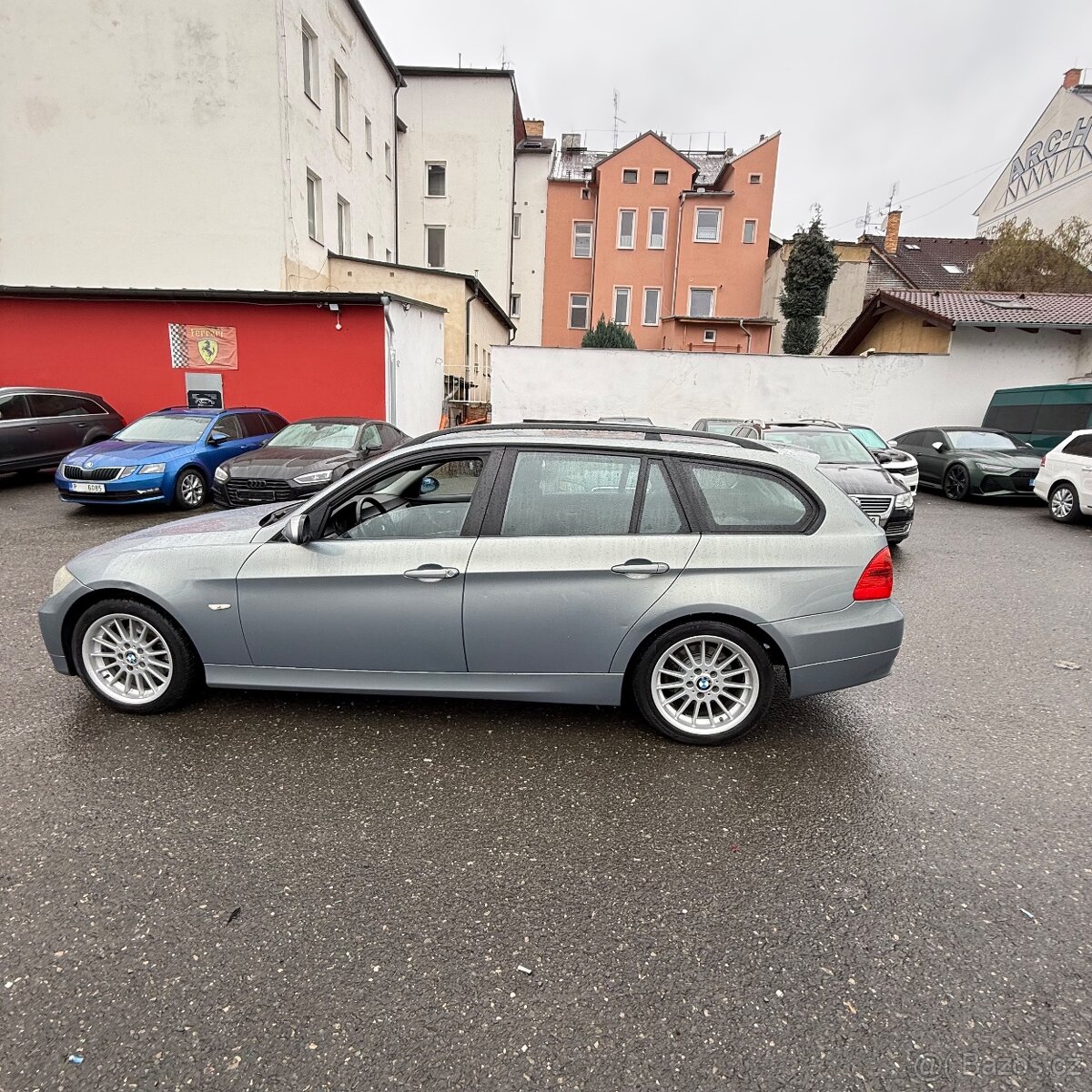 BMW 320i E91 manuál - 12