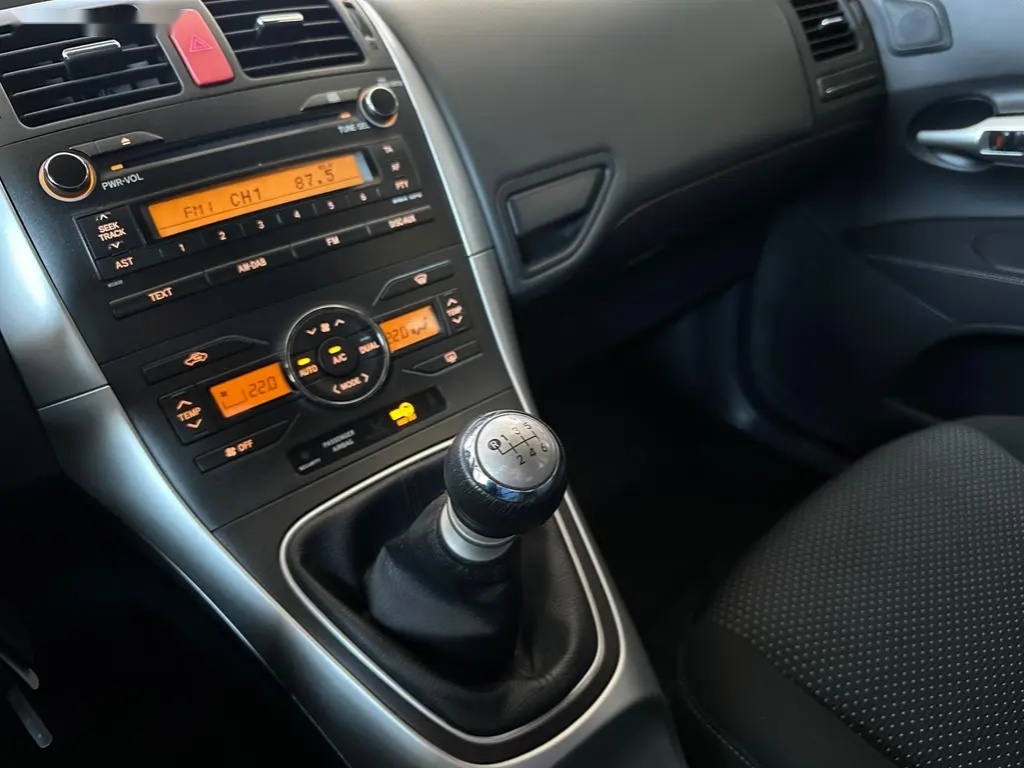 Toyota Auris, 1.6i - CZ - 1.Majitel - 12