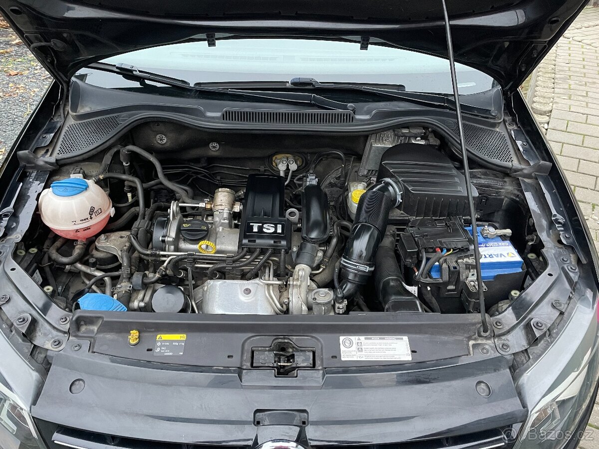VW Polo 1.2 TSI, najeto 35 000 KM, ČR - 12
