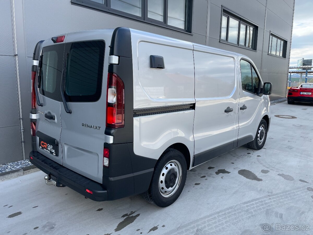 Renault Trafic - 12