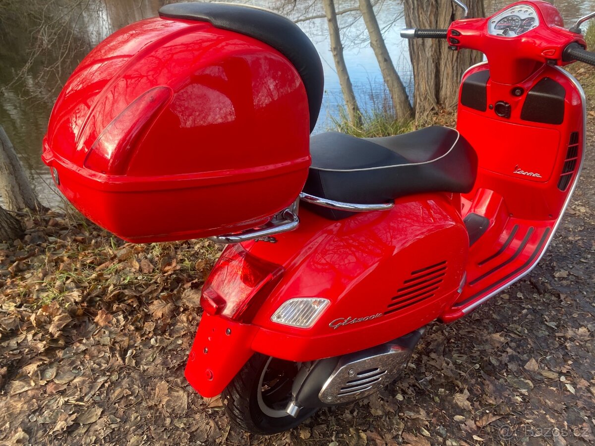 Vespa Gts 300 Super - 12