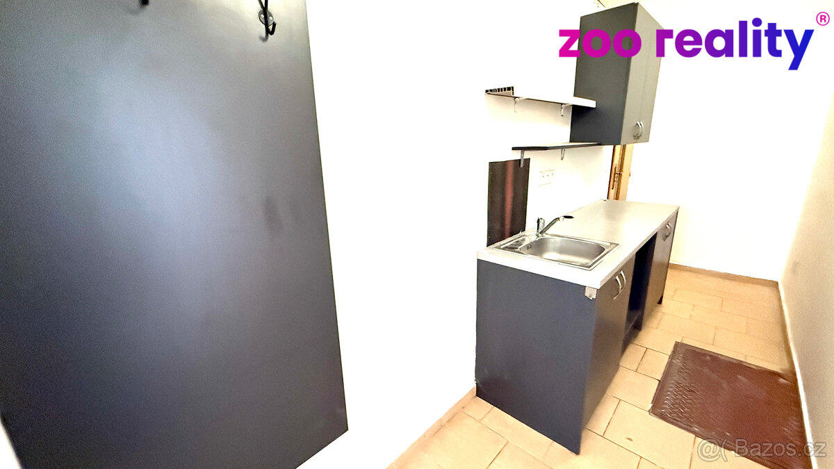 Pronájem, Obchodní prostor, 90 m2, Chomutov, Jiráskova ul. - 12