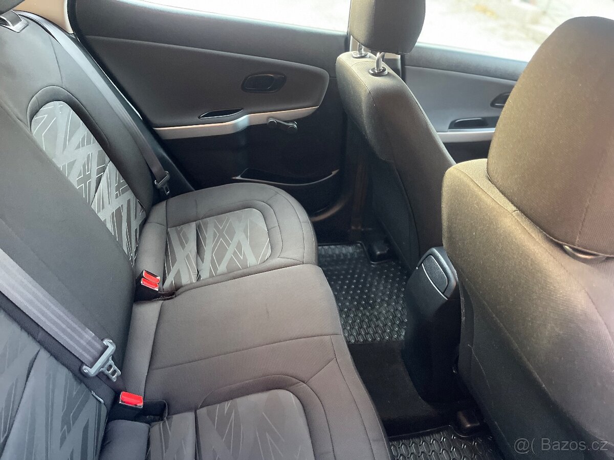 Kia Ceed 1,4i sport - 12