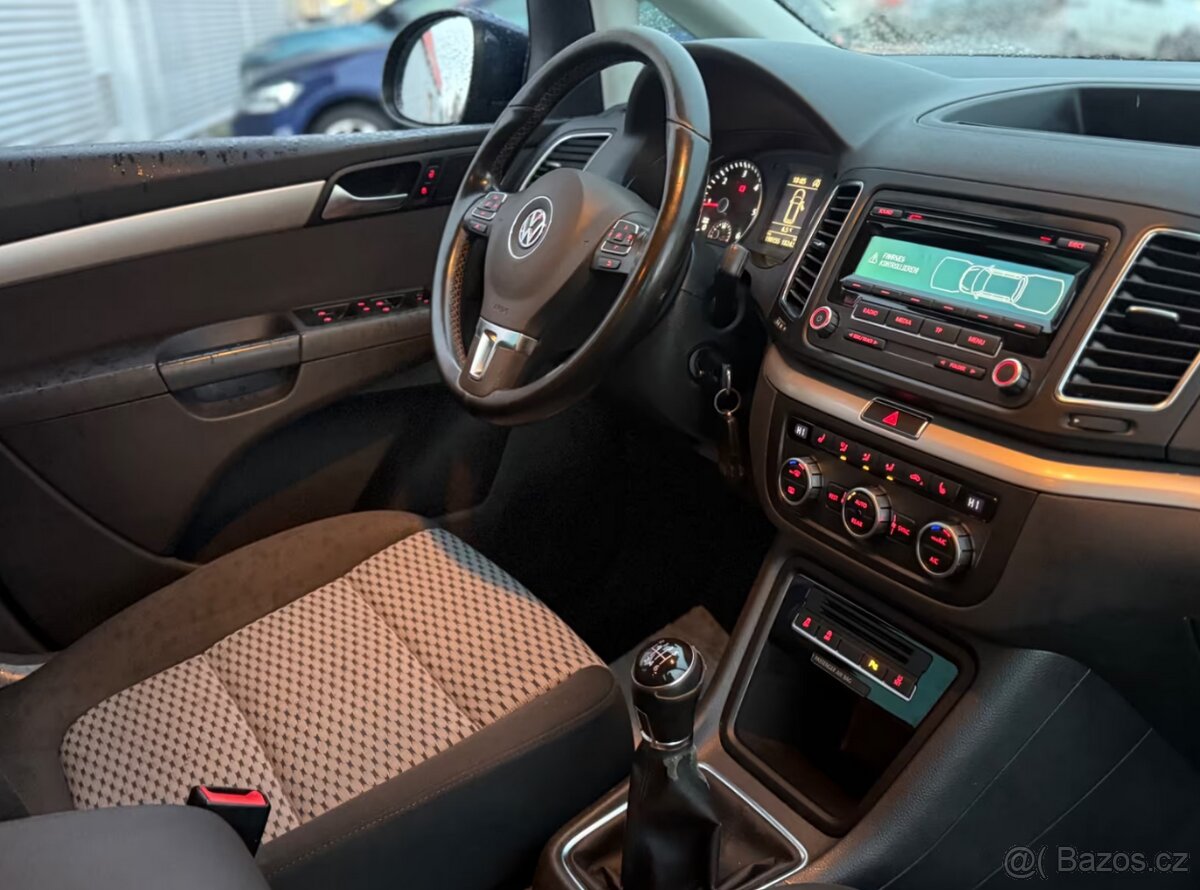 Volkswagen Sharan 2.0TDI Trendline 103kw - 12