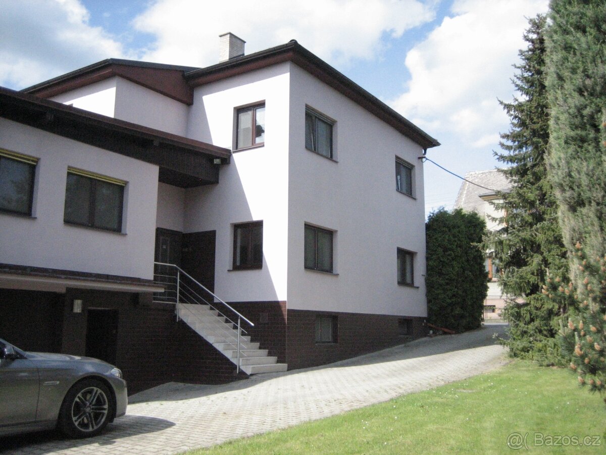 PRODEJ RODINNÉHO DOMU - 12