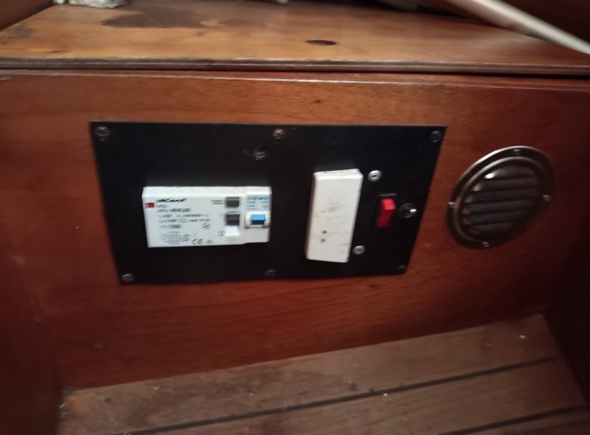 Kajutová plachetnice - 12