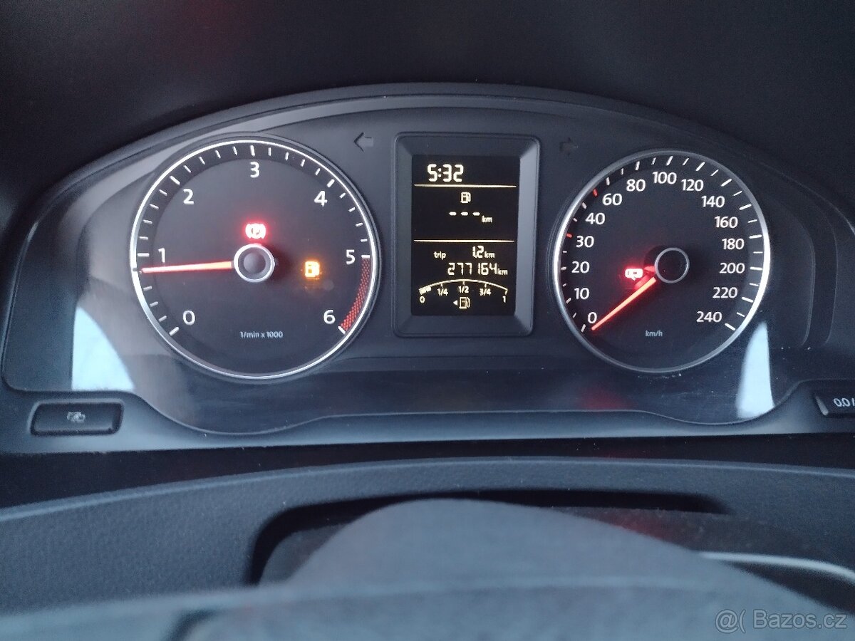 VW Transporter T5.1 2.0TDI -- 2012 - 12