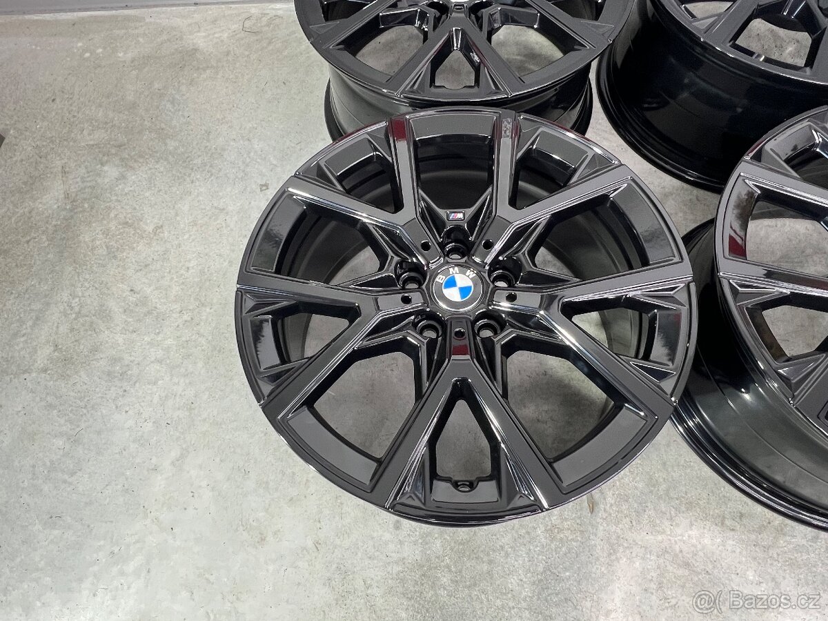 BMW 1 r18 5x112 - 12